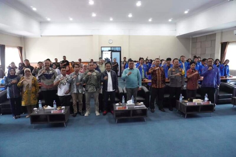 Deklarasi Kampus Pengawasan Pemilihan Pilkada 2014 di Aula Rektorat ISI Padangpanjang, Kamis (7/11/2024). (Foto: Kominfo Padang Panjang)