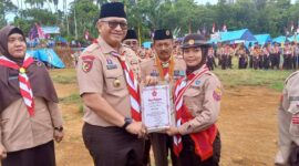 Pj Wali Kota Padang Andree Algamar membuka Jambore Ranting Gerakan Pramuka Kwartir Ranting Padang Barat 
di Bumi Perkemahan Batu Gadang. (Foto: FB Diskominfo Padang)