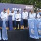Pj Wali Kota Padang Andree melepas peserta BPKH Hajj Run 2024 di Kompleks Istana Gubernuran Sumbar, Minggu (3/11/2024). (Foto: Prokopim Padang)
