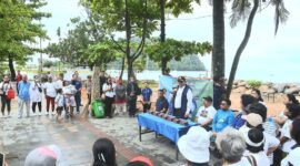 Pj Wali Kota Padang Andree Algamar memberikan sambutan. (Foto: Prokopim Padang)