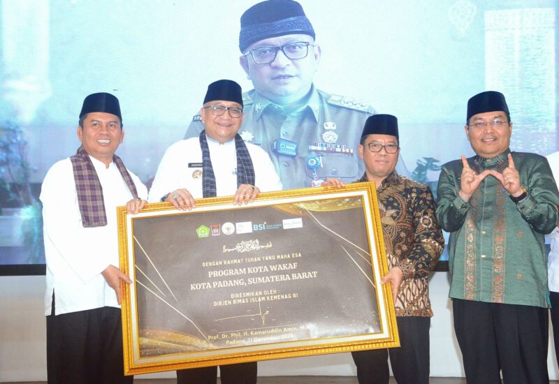 Kemenag RI resmi menjadikan Kota Padang sebagai Kota Wakaf di Indonesia. (Foto: Prokopim Padang)
