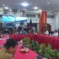 Penjabat (Pj) Wali Kota Padang Andree Algamar dalam rapat High Level Meeting di Gedung Putih Rumah Dinas Wali Kota Padang, Senin (9/12/2024). (Foto: Diskominfo Padang)