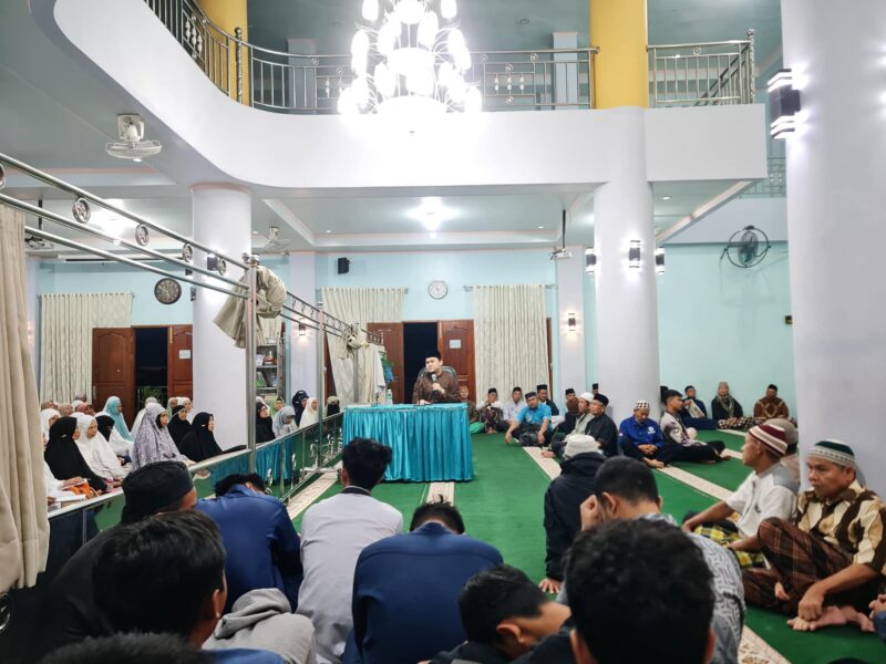 Suasana Subuh Mubarakah di Masjid Nurul Amri, Kelurahan Balai-Balai, Minggu (15/12/2024). (Foto: Diskominfo Padang Panjang)