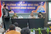 Pj Wali Kota Padang Andree Algamar memberikan sambutaan pada pelatihan kebencanaan yang digelar BPBD Padang di HW Hotel, Senin (2/12/2024). (Foto: Diskominfo Padang)