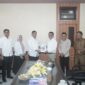Bupati Solsel Khairunas mengunjungi BPJN Sumbar, Senin (9/12/2024). (Foto: Pemkab Solsel)