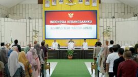Bupati Solsel Khairunas membuka 
sosialisasi penerapan sistem merit, Jumat (27/12/2024). (Foto: Humas Pemkab Solsel)