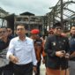 Menteri Kebudayaan RI Fadli Zon bersama Pj Wali Kota Padang Andree Algamar dan rombongan mengunjungi Pabrik Seni Indarung 1 di Semen Padang, Kamis (19/12/2024). (Foto: Prokopim Padang)