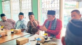 Camat Lubeg, Nofiandi Amir menghadiri musyawarah bersama ninik mamak Nagari Nan XX Kecamatan Lubeg, Sabtu (7/12/2024). (Foto: Ist)