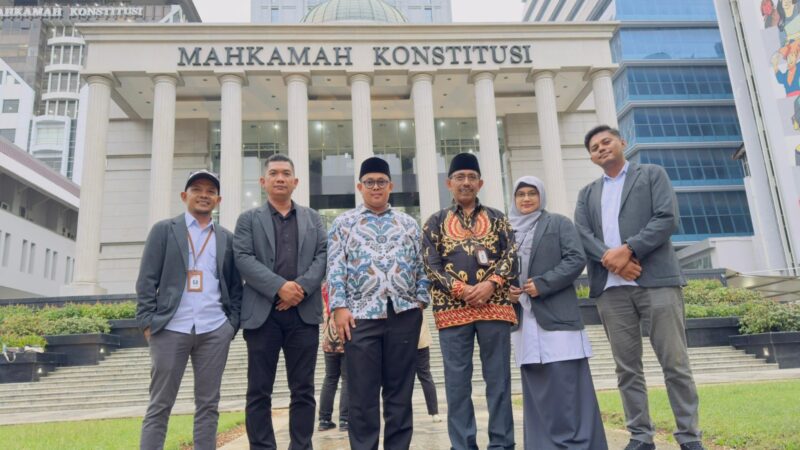 KPU Sumbar siap menghadapi permohonan 13 pemohon yang tidak puas terhadap hasil penetapan hasil penghitungan perolehan suara pilkada serentak 2024. (Foto: KPU Sumbar)