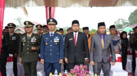 Wakil Ketua DPRD Sumbar Evi Yandri Rajo Budiman menghadiri Upacara Peringatan Peristiwa Situjuah ke-76 Tahun 2025, di Limapuluh Kota Rabu (15/1/2025). (Foto: DPRD Sumbar)