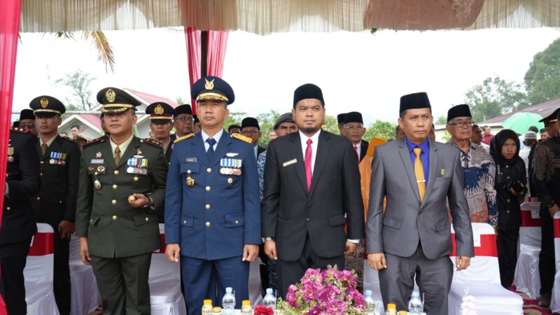 Wakil Ketua DPRD Sumbar Evi Yandri Rajo Budiman menghadiri Upacara Peringatan Peristiwa Situjuah ke-76 Tahun 2025, di Limapuluh Kota Rabu (15/1/2025). (Foto: DPRD Sumbar)