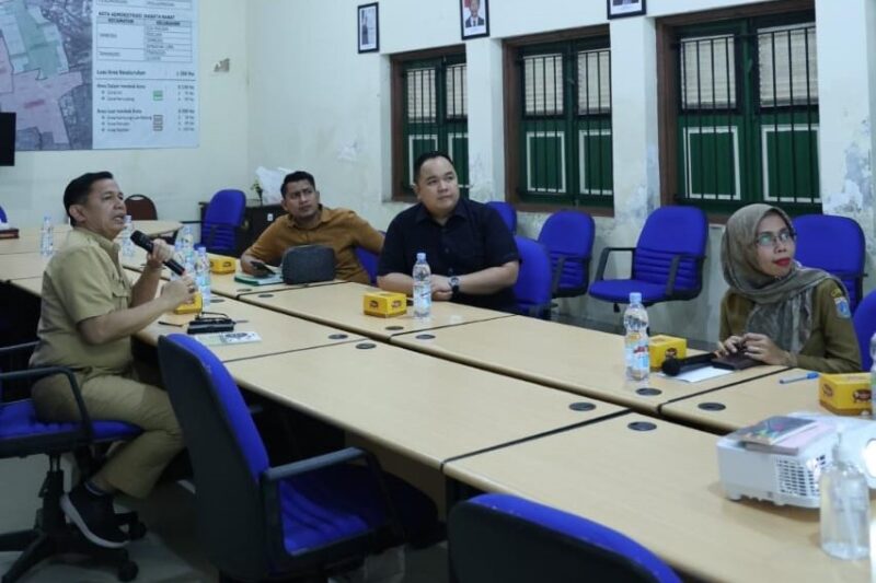 Wakil Ketua DPRD Sumbar Nanda Satria melakukan kunjungan kerja ke UPK Kota Tua Jakarta, Senin (13/1/2025). (Foto: DPRD Sumbar)