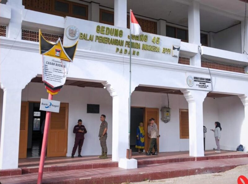 Pemko Padang memanfaatkan Gedung Joang ‘45 sebagai Sekretariat Badan Pengelola Kawasan Kota Tua. (Foto: Prokopim Padang)