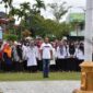Suasana apel bersama seluruh perangkat desa se-Kota Pariaman dalam rangka peringatan Hari Desa Nasional 2025 di halaman Balai Kota Pariaman, Rabu (15/1/2025). (Foto: Diskominfo Pariaman)