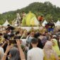 Pemkab Solsel sukses menggelar Festival Durian ke-4 di Pulau Mutiara, Kecamatan Sangir, Sabtu (18/1/2025). (Foto: Humas Pemkab Solsel)