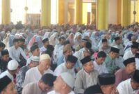Ribuan jamaah mengikuti tabligh akbar di Masjid Agung Dharmasraya, Gunung Medan, Jumat (10/1/2025). (Foto: Pemkab Dharmasraya)