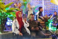 Pemko Padang Panjang menggelar UMKM Qris Night Supported by Bank Mandiri Kota Padang Panjang di Pasar Pusat, Sabtu (11/1/2025). (Foto Diskominfo Padang Panjang)