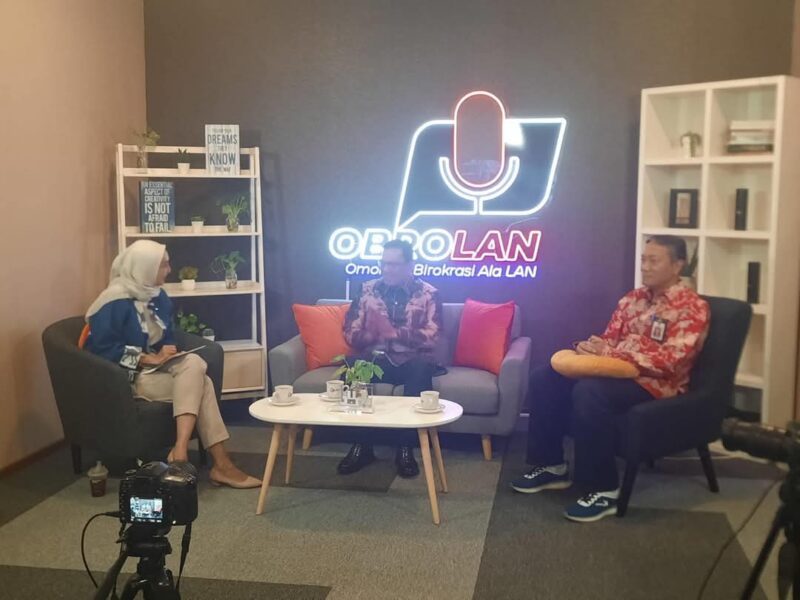Pj Wali Kota Padang Panjang, Sonny Budaya Putra diundang podcast di LAN) RI, Jakarta, Jumat (17/1/2025). (Foto: Kominfo Padang Panjang)