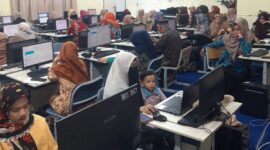 SMAN 2 Padang Panjang gelar pelatihan intensif Level 1 Google Workspace for Education Fundamentals bagi seluruh tenaga pengajar. (Foto: Diskominfo Padang Panjang)