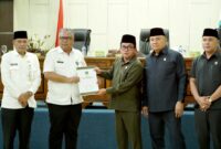 DPRD Solsel menggelar rapat paripurna dengan agenda tindak lanjut atas LHP BPK RI Tahun 2024. (Foto: Humas Pemkab Solsel) 