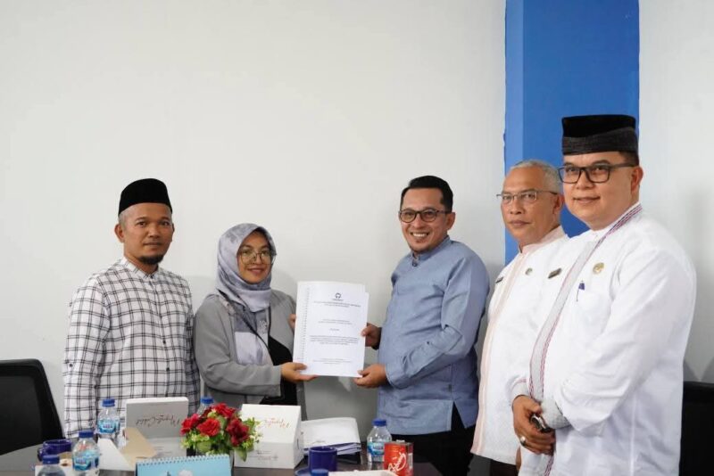 Balai Konservasi Sumber Daya Alam (BKSDA) Sumbar akan menutup permanen pendakian ke Gunung Marapi. (Foto: Prokopim Padang)
