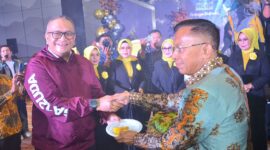 Pj Wali Kota Padang Andree Algamar menghadiri HUT ke-22 komunitas SPSC di Hotel Santika, Minggu (19/1/2025). (Foto: Prokopim Padang)