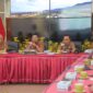 Satgas MBG Padang menggelar Rapat Koordinasi di Gedung Putih Rumah Dinas Wali Kota Padang, Selasa (21/1/2025). (Foto: Prokopim Padang)