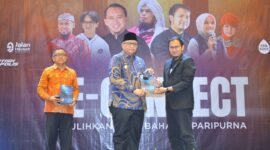 Pj Wako Padang Andree Algamar membuka acara The Journey of Love Re-Connect di Hotel The ZHM Premiere, Minggu (26/1/2025). (Foto: Prokopim Padang)