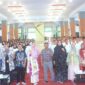 Pj Ketua Dekranasda Kota Padang Ny. Vanny Andree Algamar membuka pemilihan Uda Uni Duta Wisata Kota Padang Tahun 2025 di Gedung Bagindo Aziz Chan Youth Center, Senin (27/1/2025). (Foto: Prokopim Padang)