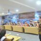 Finalis Uni dan Uda Duta Wisata Kota Padang tahun 2025 mengikuti pembekalan dan karantina di Hotel Mercure, Kamis (30/5/2025). (Foto: Prokopim Padang)