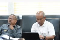 Komisi IV DPRD Sumbar menggelar rapat kerja dengan Dinas Lingkungan Hidup (DLH) Sumbar, baru-baru ini. (Foto: DPRD Sumbar)