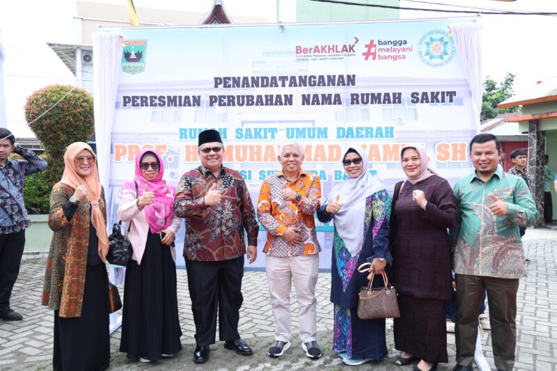 Ketua DPRD Sumbar Muhidi menghadiri perubahan nama RSUD Pariaman menjadi RSUD Prof. H Muhammad Yamin, SH, Kamis (23/1/2025). (Foto: DPRD Sumbar)