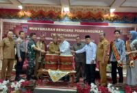 Wawako Padang Maigus Nasir membuka Musrenbang Kecamatan Padang Selatan di Gedung Budi Mulia, Senin (24/2/2025). (Foto: Diskominfo Padang)
