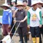 Ketua DPRD Sumbar, Drs. H. Muhidi, MM hadir dalam Launching Penanaman Jagung Serentak 1 Juta Hektar di Perumahan Navila Dagoes Permai, Padang Sarai, Kecamatan Koto Tangah, Kota Padang, Selasa (21/1/2025). (Foto: DPRD Sumbar)