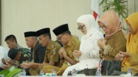 Pemkab Solsel menggelar peringatan Isra Mi'raj Nabi Muhammad SAW 1446 H di Aula Sarantau Sasurambi, Senin (3/2/2025). (Foto: Pemkab Solsel)