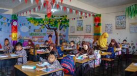 SDIT Mhd. Syarif berkolaborasi dengan para wali murid untuk menciptakan sudut baca yang lebih menarik dan interaktif. (Foto: Diskominfo Padang Panjang)