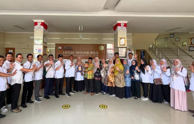 SMK SMAK Padang menerima kunjungan  Kepala SUPM Dr. Adnal Yeka beserta jajarannya. (Foto: Humas SMK SMAK Padang)