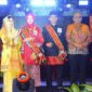 Shintia Ulfa Amanda dan Aidil Saputra dinobatkan sebagai pasangan Uni dan Uda Duta Wisata Kota Padang Tahun 2025. (Foto: Prokopim Padang)