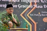 Pj Wali Kota Padang Andree Algamar menghadiri perayaan Khatam Al Quran dan Wisuda Iqra di GSG RW III, Kelurahan Padang Besi, Kecamatan Lubuk Kilangan, Sabtu (15/2/2025). (Foto: Pemko Padang)