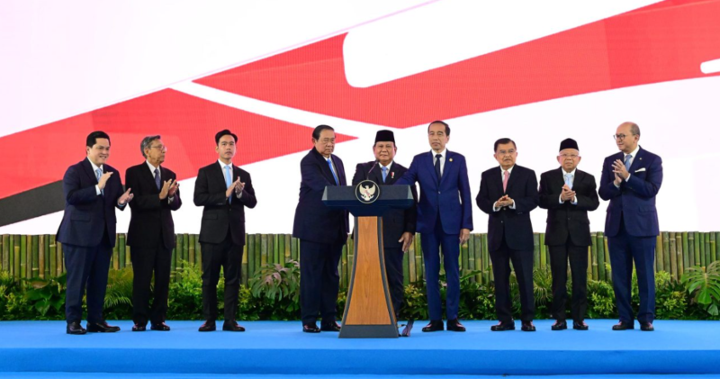 Presiden Prabowo Subianto resmi meluncurkan Badan Pengelola Investasi Danantara di Halaman Istana Kepresidenan Jakarta, Senin (24/2/2025). (Foto: BPMI Setpres/Muchlis Jr)
