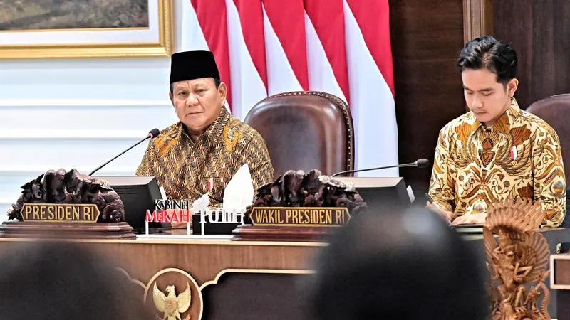 Presiden Prabowo Subianto didampingi Wapres Gibran Rakabuming Raka. (Foto: Biro Pers Sekretariat Presiden)