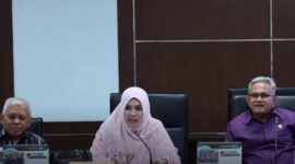 Komisi V DPRD Sumbar memfinalisasi Ranperda tentang Fasilitasi dan Penguatan Pesantren. (Foto: DPRD Sumbar)