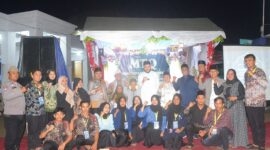 Wali Kota Padang, Fadly Amran membuka MTQ di Masjid Raya Nurul Yaqin, Kelurahan Balai Gadang, Kecamatan Koto Tangah, Sabtu (22/3/2025) malam. (Foto: Prokopim Padang)