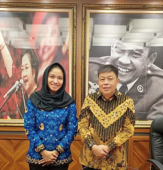 Bupati Dharmasraya, Annisa Suci Ramadhani bertemua dengan Wakil Ketua Komisi IV DPR RI, Alex Indra Lukman, di Gedung DPR RI, Jakarta, Senin (17/3/2025). (Foto: Pemkab Dharmasraya)