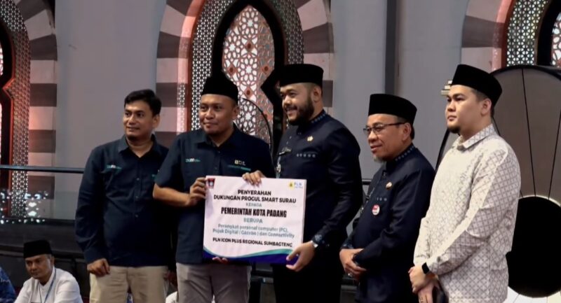 Sebanyak 130 Masjid se-Kota Padang akan memiliki koneksi internet melalui jaringan wifi yang dapat dinikmati secara gratis. (Foto: FB Diskominfo Padang)
