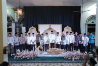 Wali Kota Padang Fadly Amran bersama Wawako Maigus Nasir membuka Gebyar Ramadan 2025 di Masjid Raya Ganting,  Senin (17/3/2025) malam. (Foto: Diskominfo Padang)