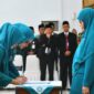 Ny. dr. Dian Puspita Fadly Amran, Sp.JP resmi dilantik sebagai Ketua TP-PKK, Dekranasda, dan Tim Pembina Posyandu Kota Padang, Kamis (6/3/2025). (Foto: Prokopim Padang)