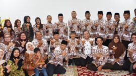 Wakil Wali Kota Padang Maigus Nasir menggelar acara buka puasa bersama dengan Pengurus Kwarda 03 Gerakan Pramuka Sumbar di kediaman resmi Wakil Wali Kota, Senin (10/3/2025). (Foto: Prokopim Padang)