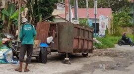Pemko Padang melalui DLH mengeluarkan Surat Edaran Nomor 100.3.4/424/DLH-PDG/2025 tentang Pengendalian Sampah dalam Rangkaian Kegiatan Perayaan Hari Raya Idul Fitri 1446 H/2025 M. (Foto: FB Diskominfo Padang)