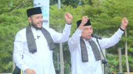 Wali Kota Padang Fadly Amran kembali ke Kota Padang pada Sabtu (1/3/2025), setelah mengikuti retret Kepala Daerah di Magelang, Jawa Tengah. (Foto: Prokopim Padang)